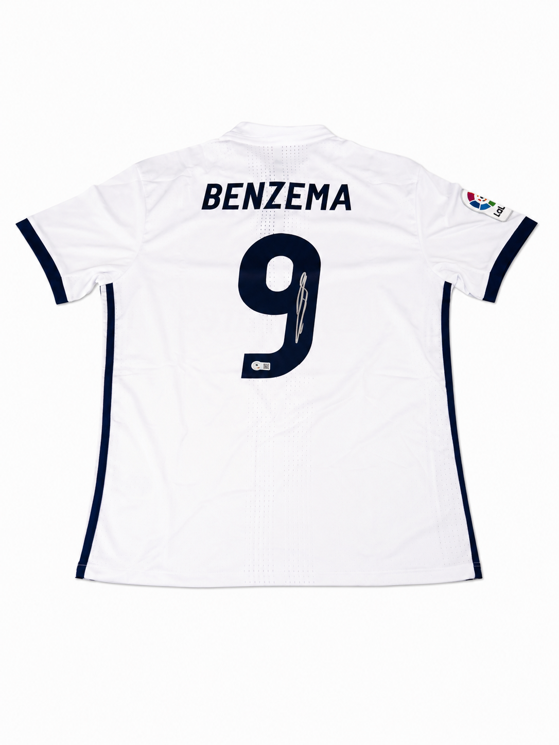 maillot real madrid karim benzema – signature dos – beckett authentification maillot real madrid karim benzema – signature dos – beckett authentification